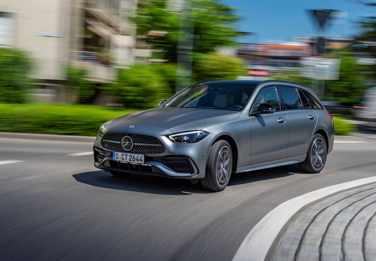 圖3、 C 300 全面強化運動性，導入可變阻尼懸吊及後軸轉向系統，大幅縮小迴轉半徑。